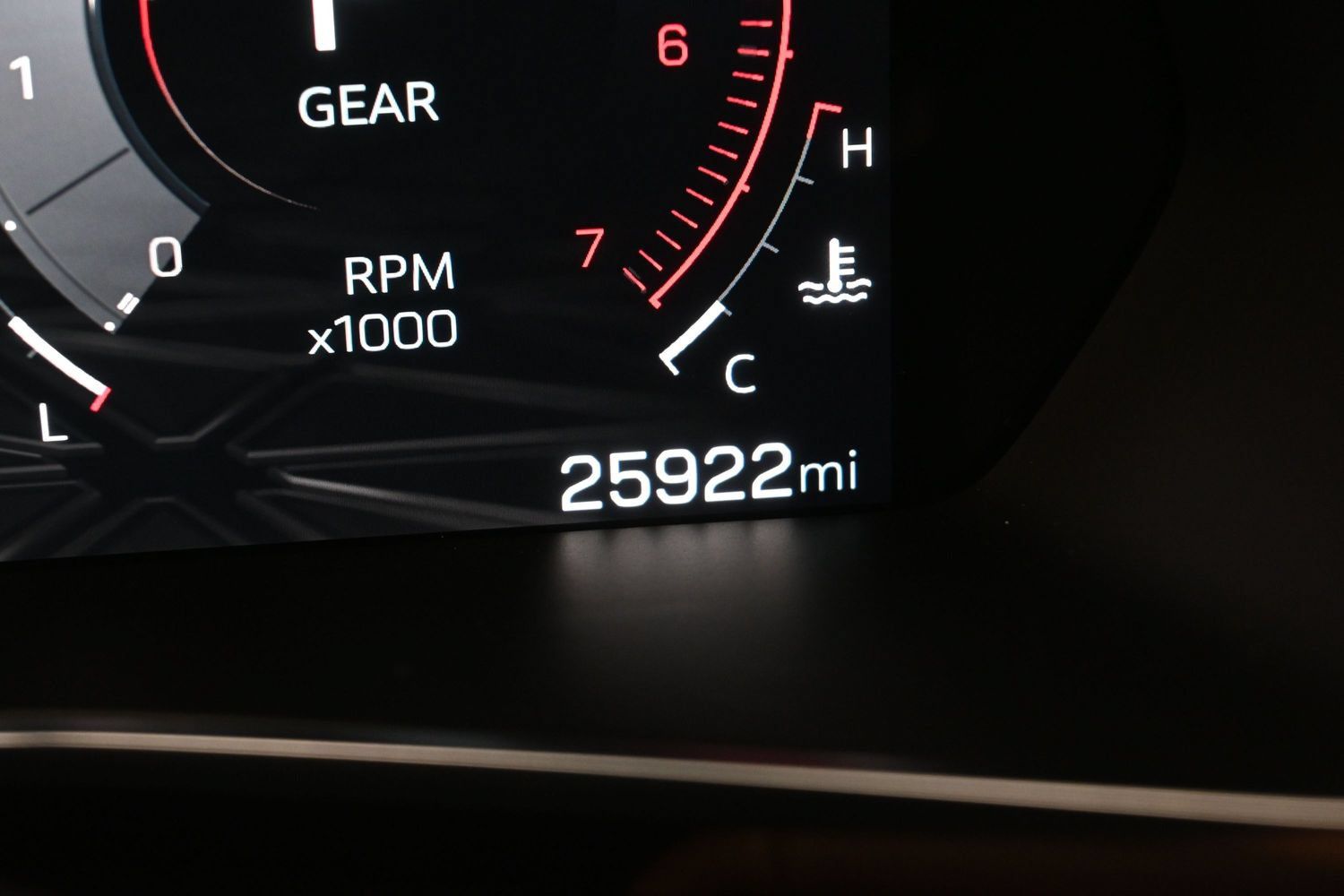 Used 2024 GMC Canyon AT4 w/ Technology Package AWD/4WD image 16