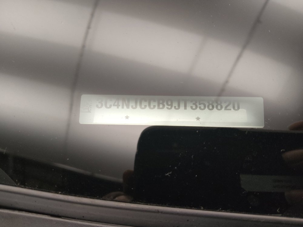 Used 2018 Jeep Compass Limited w/ Navigation Group FWD image 33