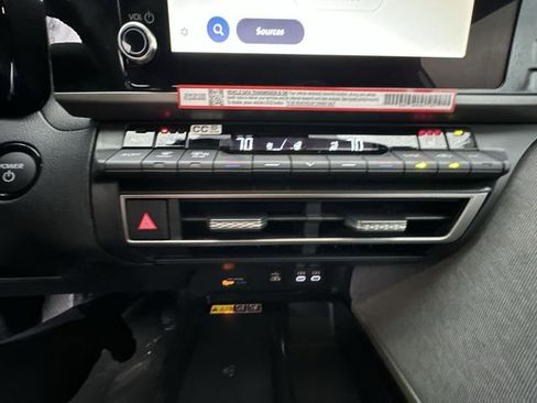 New 2026 Toyota Camry Hybrid image 18