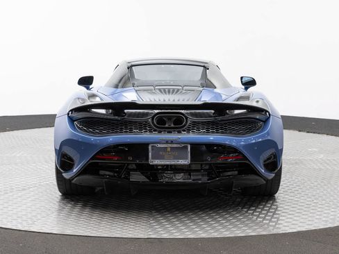 Used 2026 McLaren 750S Spider RWD image 5