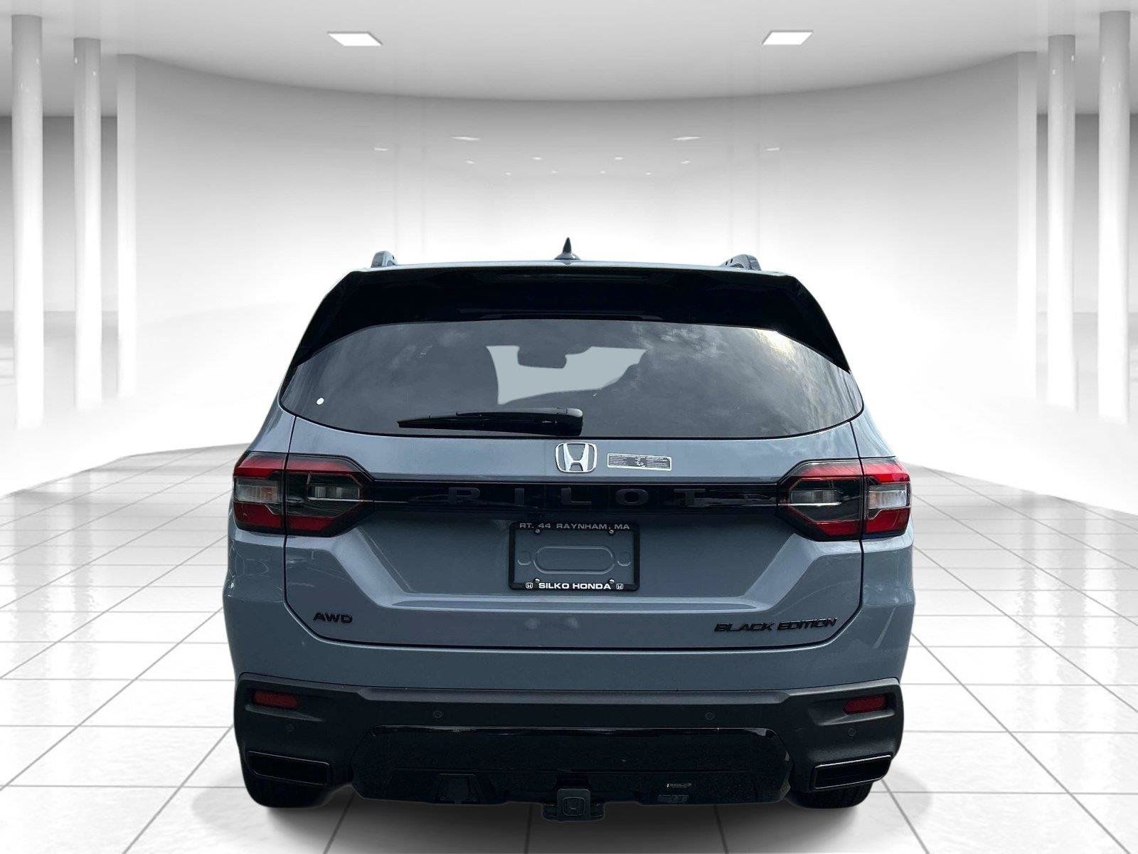 New 2026 Honda Pilot Black Edition image 4