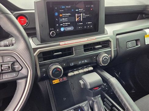 Certified 2025 Toyota 4Runner TRD Off-Road image 14