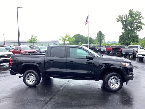 Used 2023 Chevrolet Colorado W/T RWD image 6
