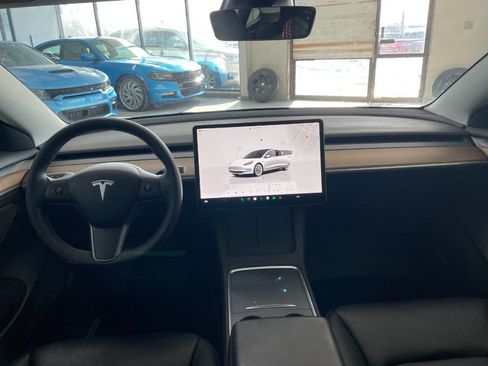 Used 2022 Tesla Model 3 image 20