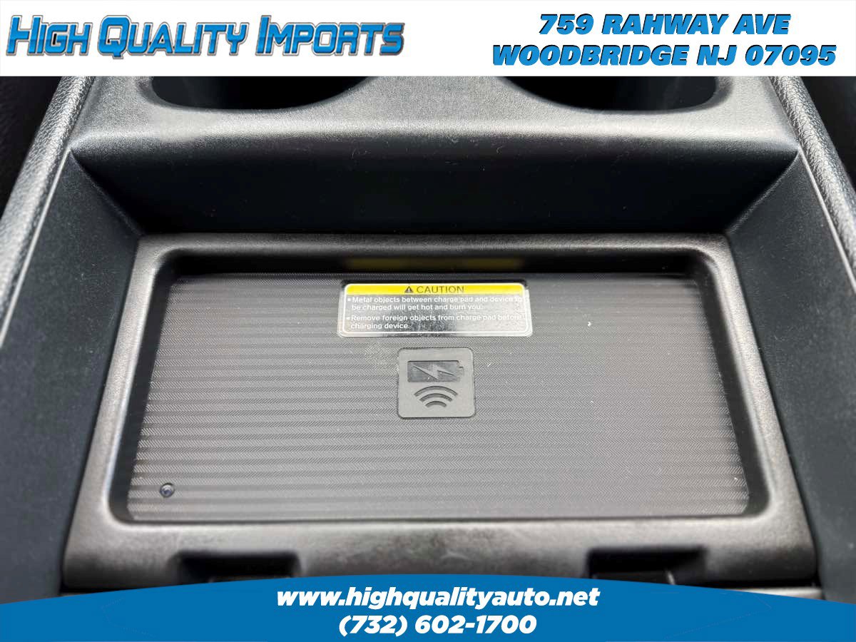 Used 2023 Honda Odyssey Elite image 36