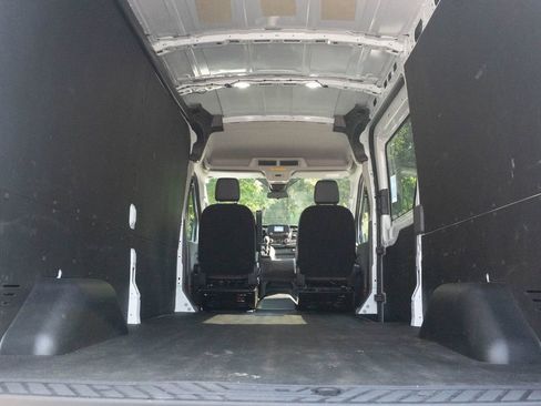 Used 2024 Ford Transit 250 148 Medium Roof w/ Load Area Protection Package RWD image 12
