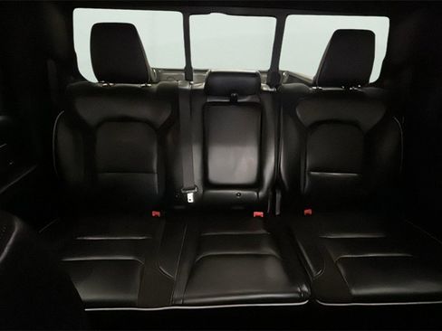 Used 2024 RAM 1500 Laramie image 15