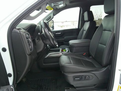 Used 2023 Chevrolet Silverado 3500 LTZ w/ LTZ Convenience Package image 18