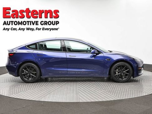 Used 2023 Tesla Model 3 Standard Range RWD image 4