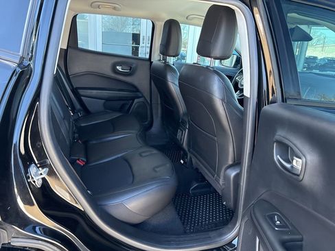 Used 2021 Jeep Compass Latitude image 25