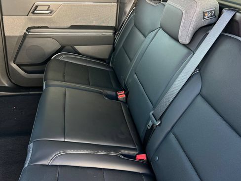 Used 2026 GMC Sierra EV Elevation w/ LPO, Elevation Dark Package AWD/4WD image 18