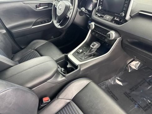 Used 2020 Toyota RAV4 XSE AWD/4WD image 23