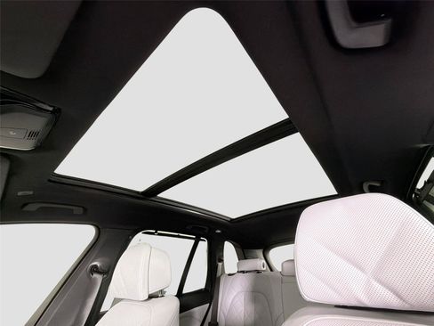 New 2026 BMW X5 xDrive40i w/ Climate Comfort Package AWD/4WD image 21