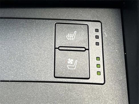 Used 2021 Lexus IS 350 F Sport w/ Navigation Package image 38