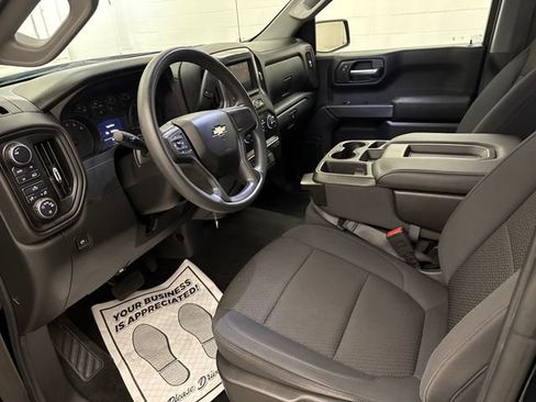 Used 2020 Chevrolet Silverado 1500 Custom w/ Custom Value Package AWD/4WD image 7