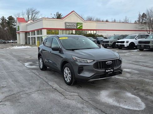 Used 2024 Ford Escape Active image 30