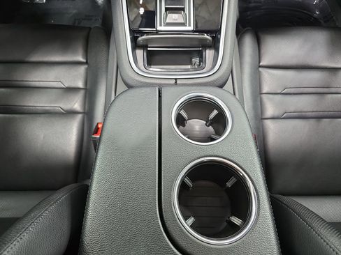Certified 2023 Porsche Panamera 4 Platinum Edition AWD/4WD image 20