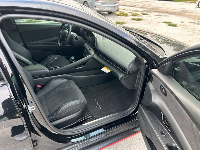 Used 2025 Hyundai Elantra N FWD image 9