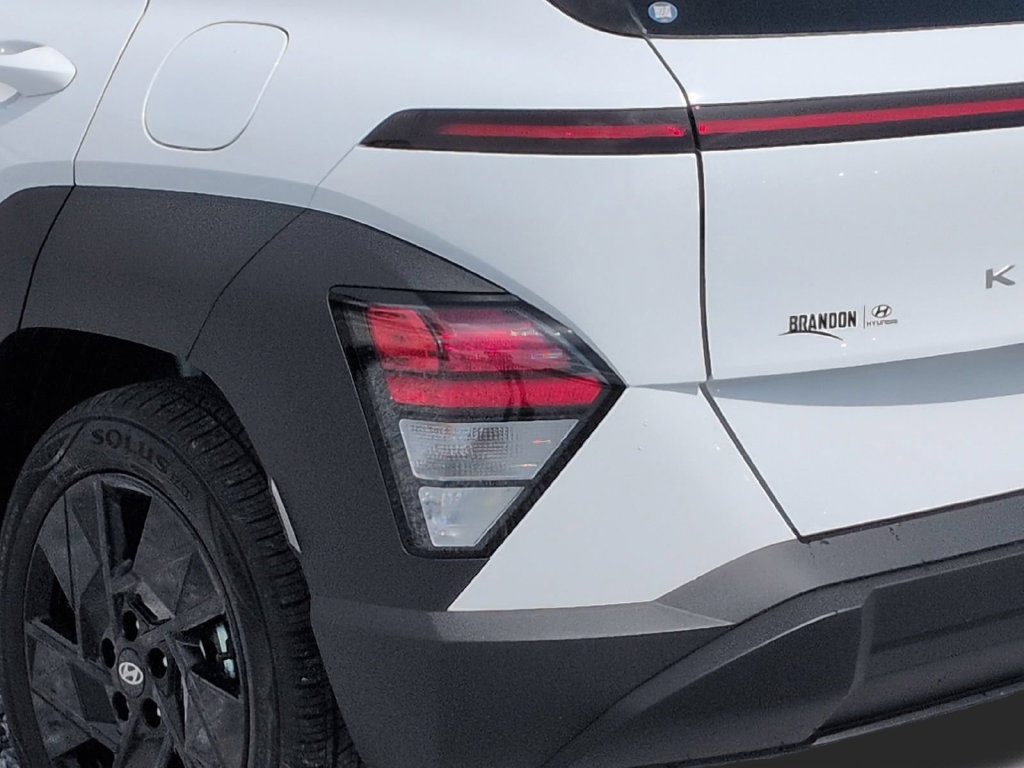 New 2027 Hyundai Kona SEL Sport FWD image 8