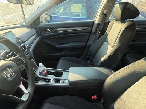 Used 2020 Honda Accord LX image 5