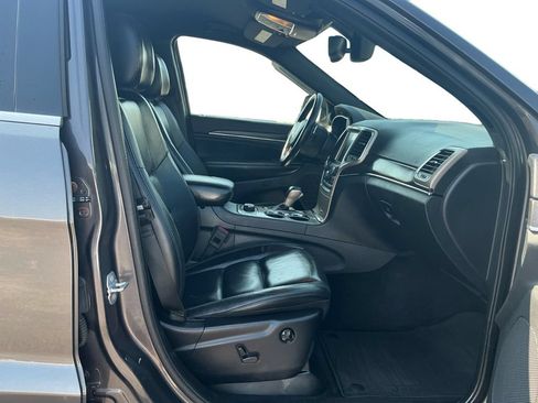 Used 2016 Jeep Grand Cherokee Limited AWD/4WD image 22