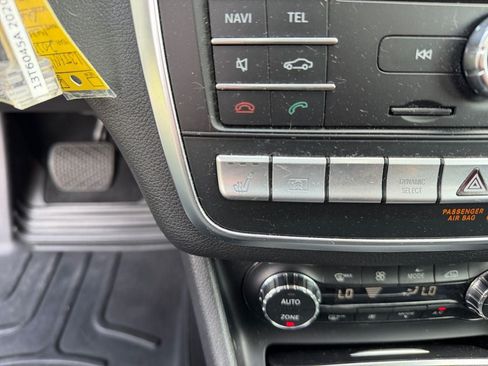 Used 2020 Mercedes-Benz GLA 250 4MATIC image 24