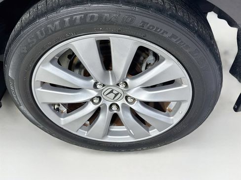 Used 2011 Honda Accord EX-L image 38