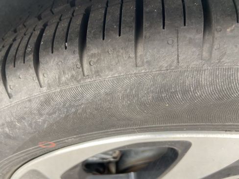 Used 2022 Subaru Legacy Limited image 12