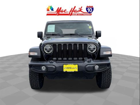 Used 2022 Jeep Wrangler Unlimited Sport AWD/4WD image 3