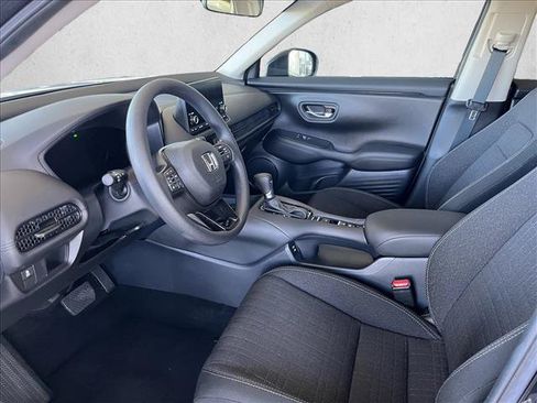 Used 2025 Honda HR-V LX image 9