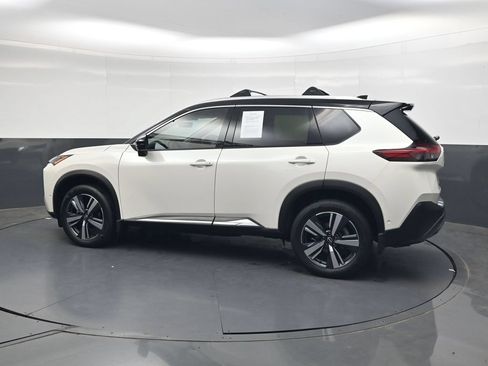 Used 2023 Nissan Rogue SL w/ SL Premium Package FWD image 8