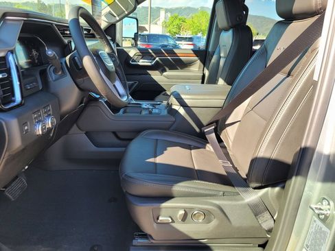 New 2026 GMC Sierra 2500 Denali w/ Denali Reserve Package AWD/4WD image 11