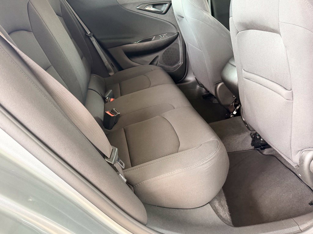 Used 2025 Chevrolet Malibu LS FWD image 33