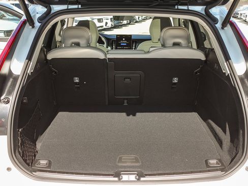 New 2026 Volvo XC60 T8 Ultra w/ Protection Package Premier image 12