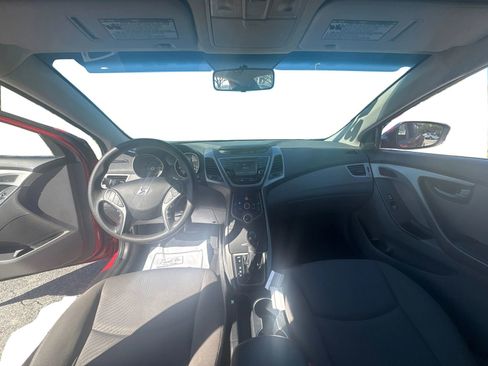 Used 2015 Hyundai Elantra SE w/ Option Group 02 FWD image 13