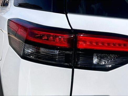 New 2026 Nissan Pathfinder SV image 12