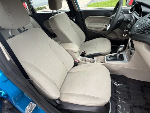 Used 2017 Ford Fiesta SE FWD image 33