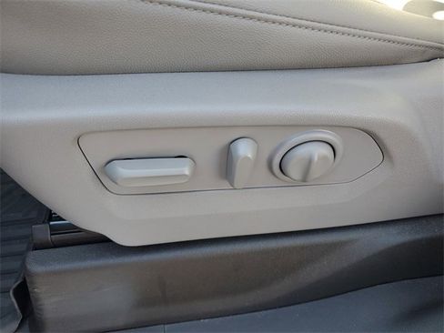 Certified 2023 Chevrolet Silverado 2500 LTZ w/ LTZ Premium Package image 21