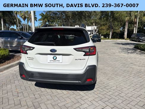Used 2023 Subaru Outback Premium image 9