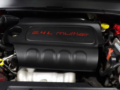 Used 2019 Jeep Compass Latitude AWD/4WD image 23