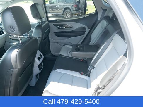 Used 2019 GMC Terrain SLT w/ Infotainment Package II AWD/4WD image 29