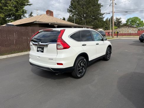 Used 2016 Honda CR-V SE image 5