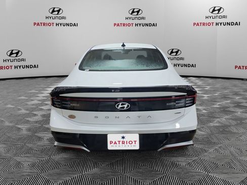 New 2026 Hyundai Sonata SEL image 4