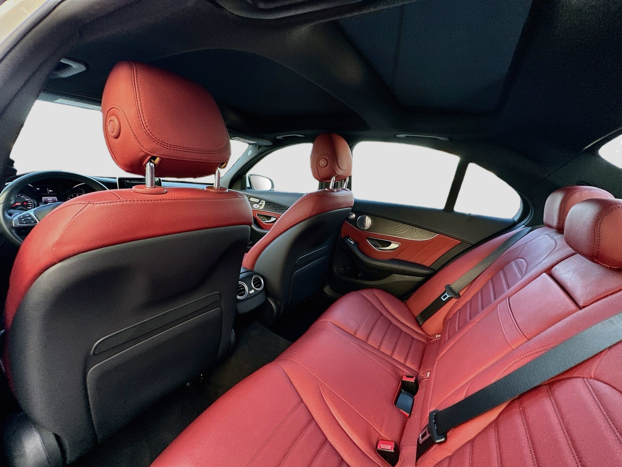 Used 2015 Mercedes-Benz C 300 Sedan image 26