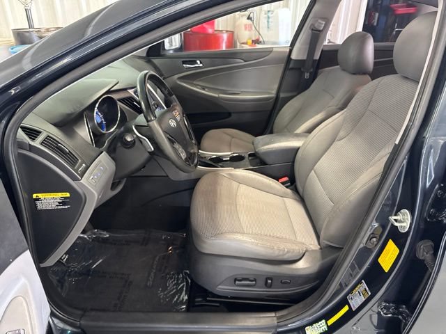 Used 2012 Hyundai Sonata SE w/ Navigation & Sunroof Pkg FWD image 28
