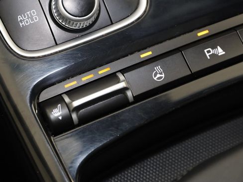 Used 2018 Kia Stinger Premium image 8