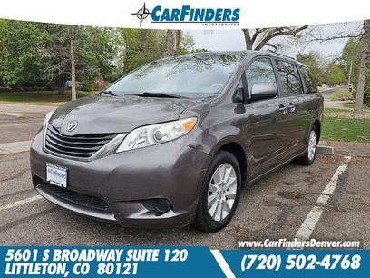 Used 2012 Toyota Sienna LE w/ Towing Pkg