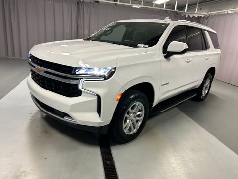 Used 2024 Chevrolet Tahoe LS image 3