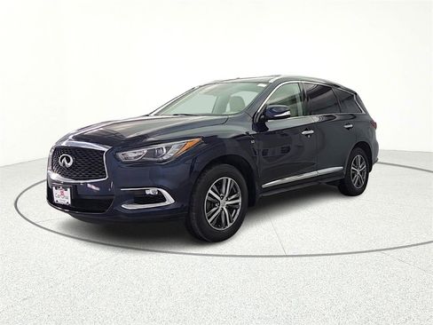 Used 2020 INFINITI QX60 Signature Edition image 3