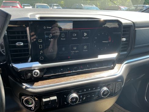 Used 2023 GMC Sierra 1500 Elevation w/ X31 Off-Road Package AWD/4WD image 23